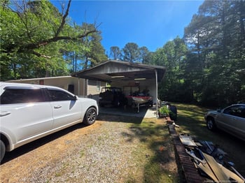 689 Maynard Lake Rd, Erwin, NC 28339