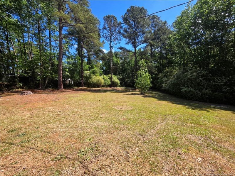689 Maynard Lake Rd, Erwin, NC 28339