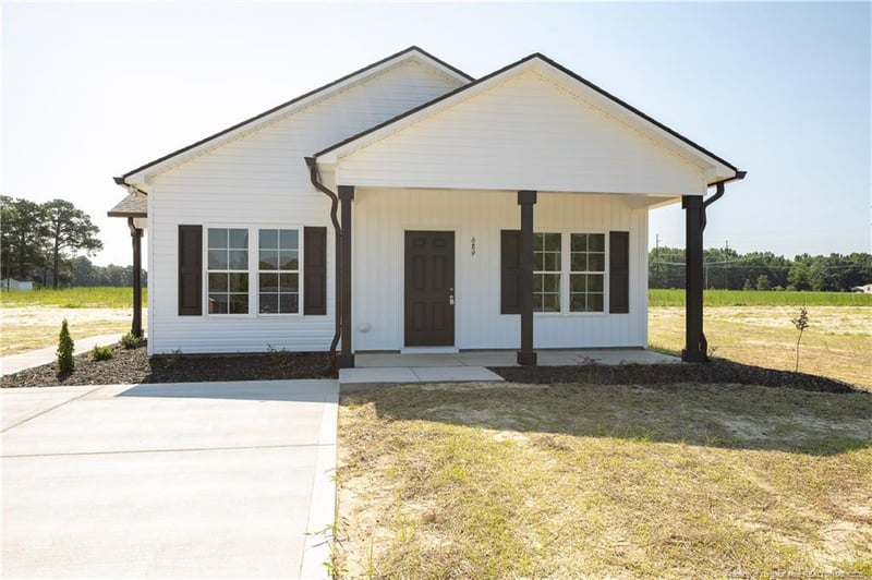 689 Mclamb Rd, Dunn, NC 28334