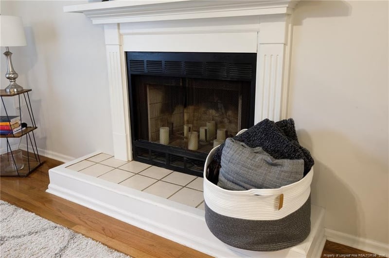 6894 Pin Oak Ln, Fayetteville, NC 28314