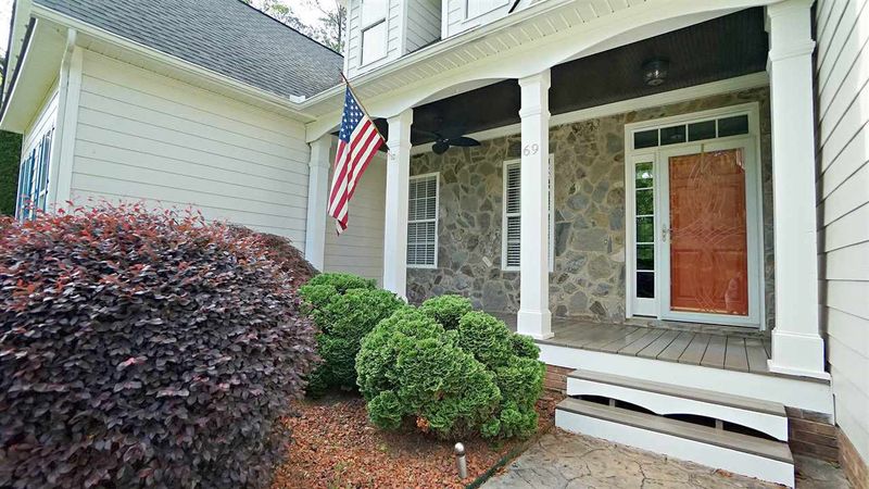 69 W Alex Dr, Clayton, NC 27520