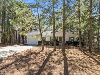 69 Andorra Pl, Angier, NC 27501