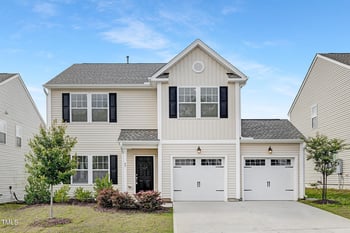 69 Curling Creek Dr, Clayton, NC 27527