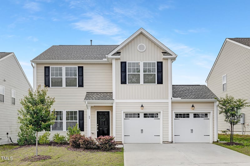 69 Curling Creek Dr, Clayton, NC 27527