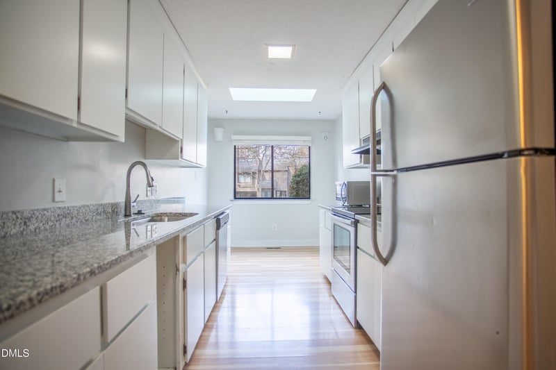 69 Fernwood Ln, Chapel Hill, NC 27516