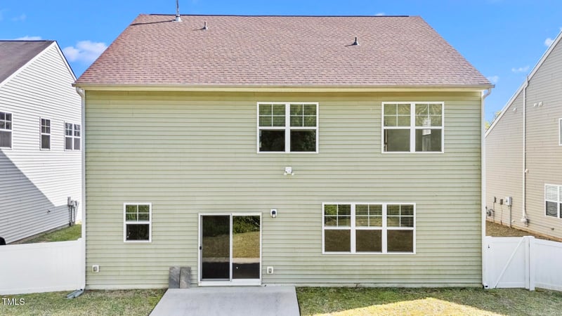 69 Florence Dr, Clayton, NC 27527