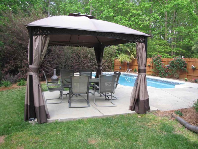 69 Jordan Ridge Ln, Pittsboro, NC 27312