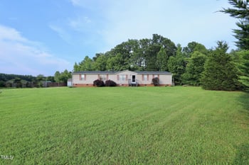 69 Laurel Meadows Ct, Burlington, NC 27217