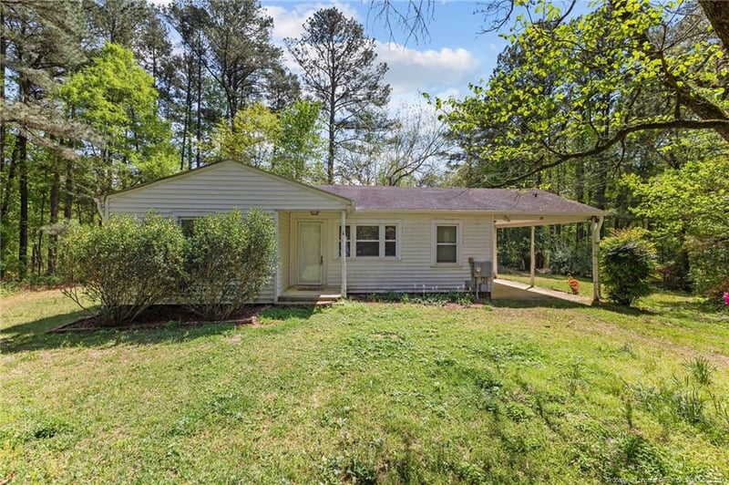 69 Parrish Ln, Sanford, NC 27330
