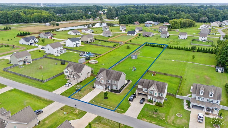 69 Squire St, Fuquay Varina, NC 27526