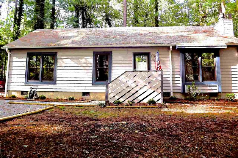 69 Willow Way, Chapel Hill, NC 27516