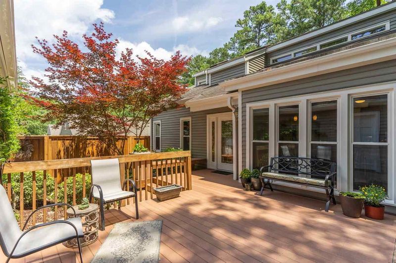 6900 Hunters Way, Raleigh, NC 27615