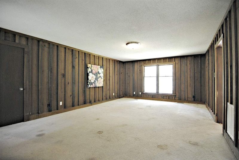 6900 Wade Dr, Cary, NC 27519
