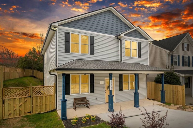 6901 Jeffreys Creek Ln, Raleigh, NC 27616