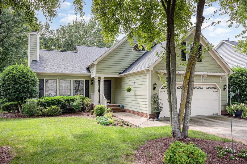6901 Lynnoak Dr, Raleigh, NC 27613