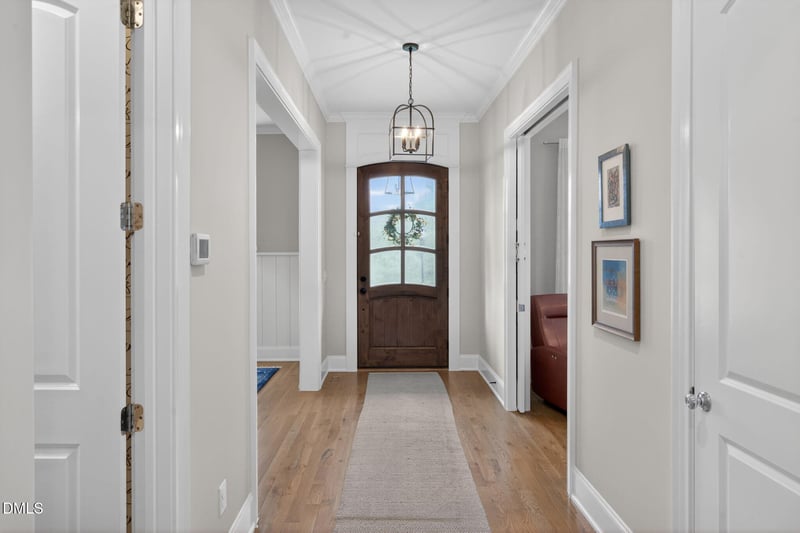 6901 Ray Family Farm Ct, Raleigh, NC 27613