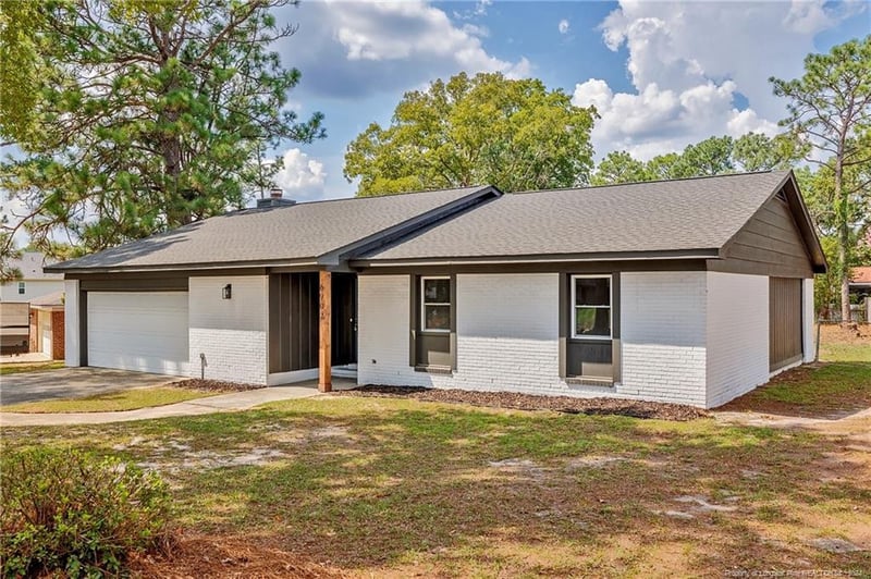 6902 Flying Cloud Ln, Fayetteville, NC 28314