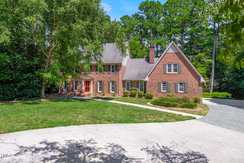 6904 Aspen Ct, Raleigh, NC 27615