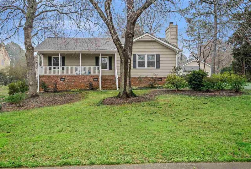 6904 Chamonix Pl, Raleigh, NC 27613