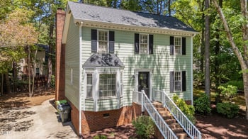 6904 Sandringham Dr, Raleigh, NC 27613