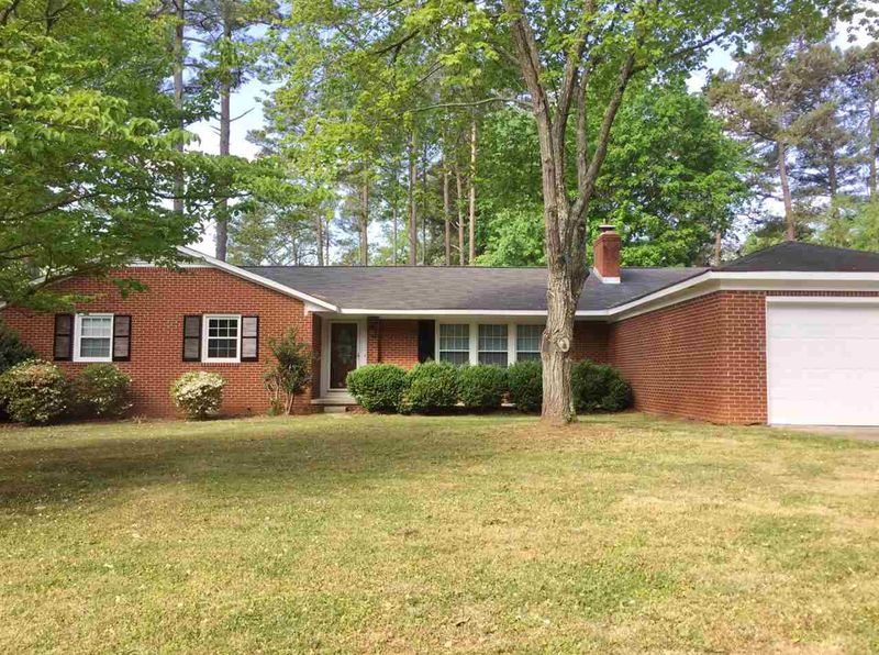 6905 Holly Ln, Raleigh, NC 27615