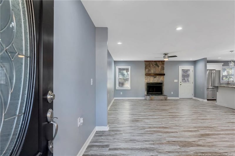 6905 Pine Creek Ct, Fayetteville, NC 28314