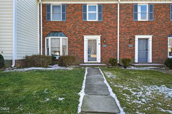 6906 Saxby Ct, Raleigh, NC 27613