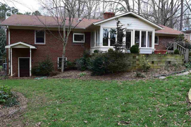 6908 Justice Dr, Raleigh, NC 27615