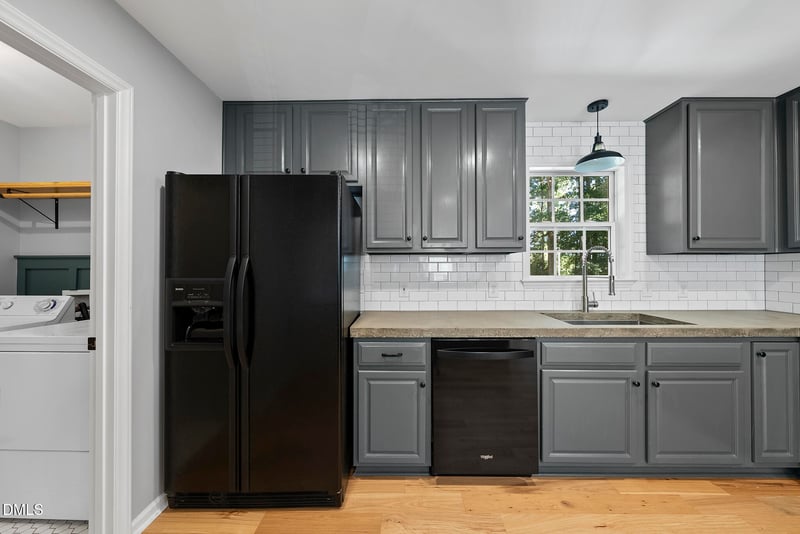 6908 Longridge Dr, Raleigh, NC 27603