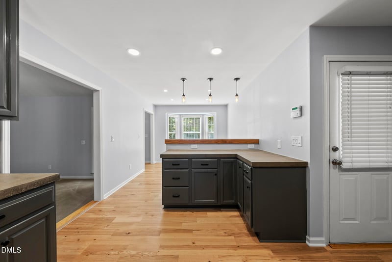 6908 Longridge Dr, Raleigh, NC 27603