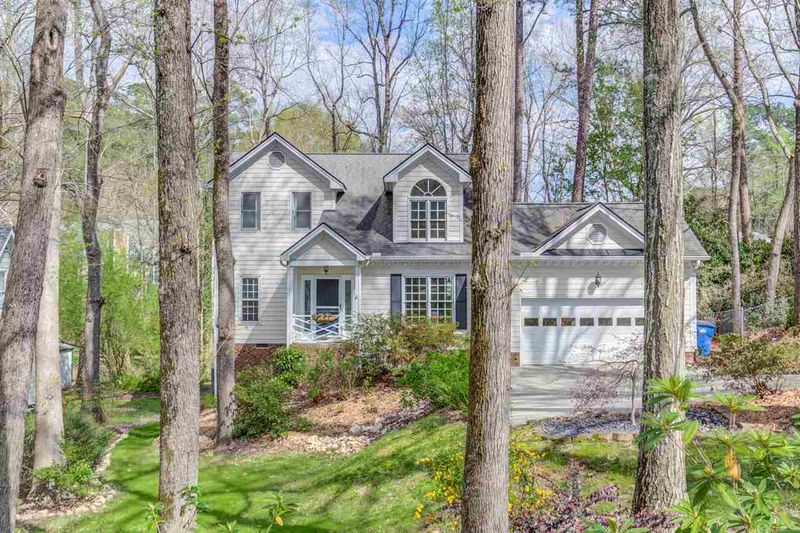 6908 Spring Dr, Raleigh, NC 27613