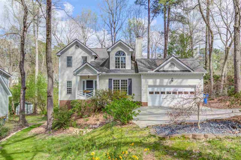 6908 Spring Dr, Raleigh, NC 27613