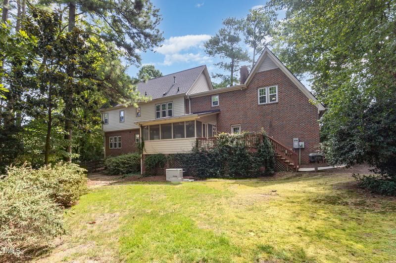 6909 Brook Ridge Ct, Raleigh, NC 27615