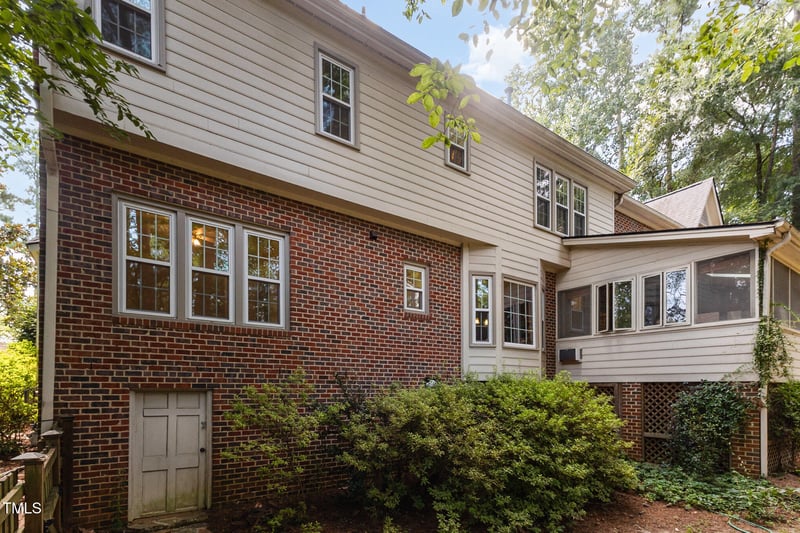 6909 Brook Ridge Ct, Raleigh, NC 27615