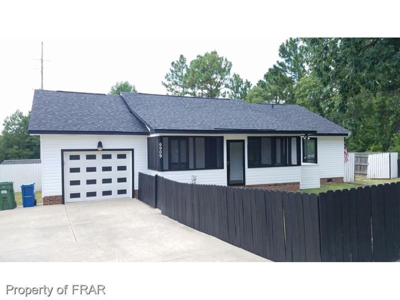 6909 Kingsgate Dr, Fayetteville, NC 28314