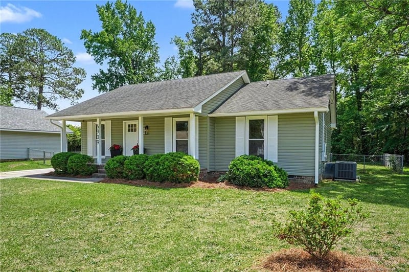 6909 Media Dr, Fayetteville, NC 28314