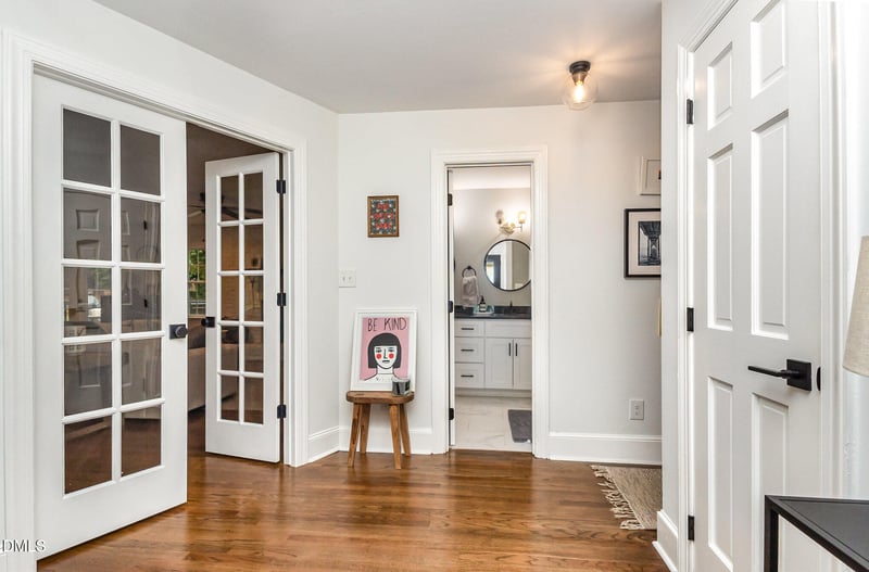 6909 Woodmere Dr, Raleigh, NC 27612