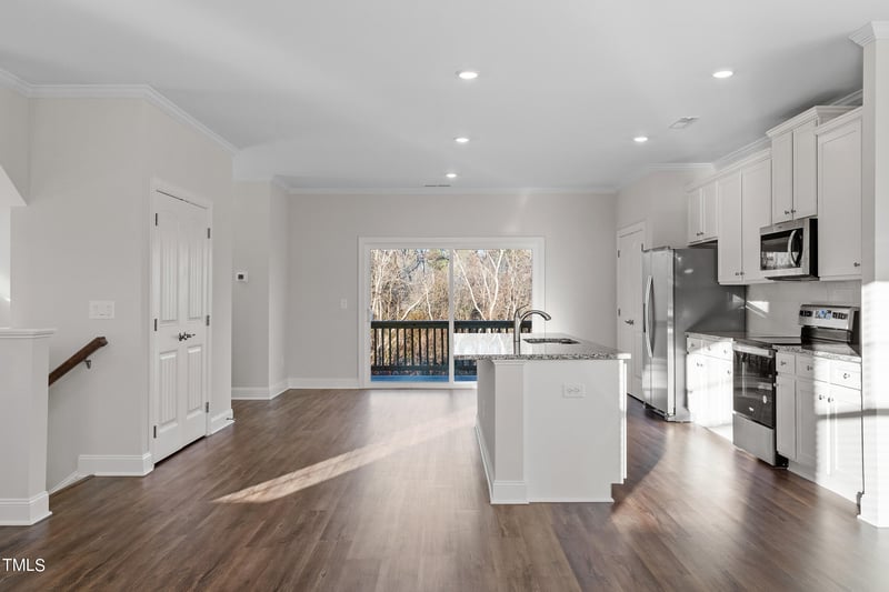 6910 Woodland Stream Pl, Raleigh, NC 27616