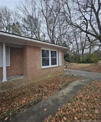 6911 Radnor St, Fayetteville, NC 28314
