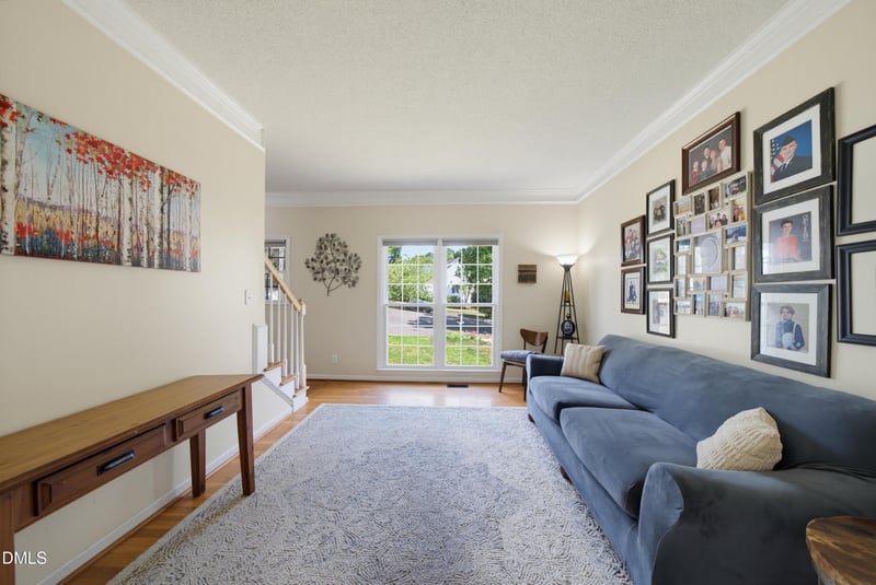 6912 Brigmore Ct, Raleigh, NC 27617