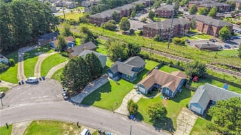 6913 Candlewood Dr, Fayetteville, NC 28314