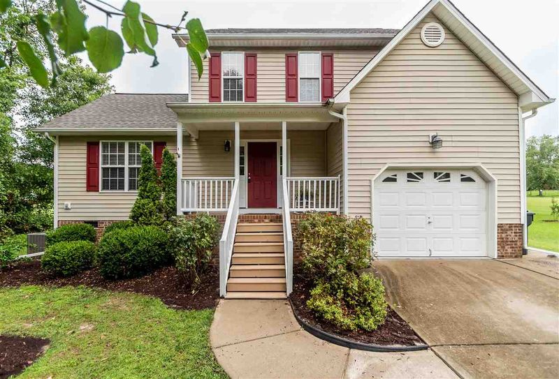 6913 Stevens Oaks Dr, Garner, NC 27529