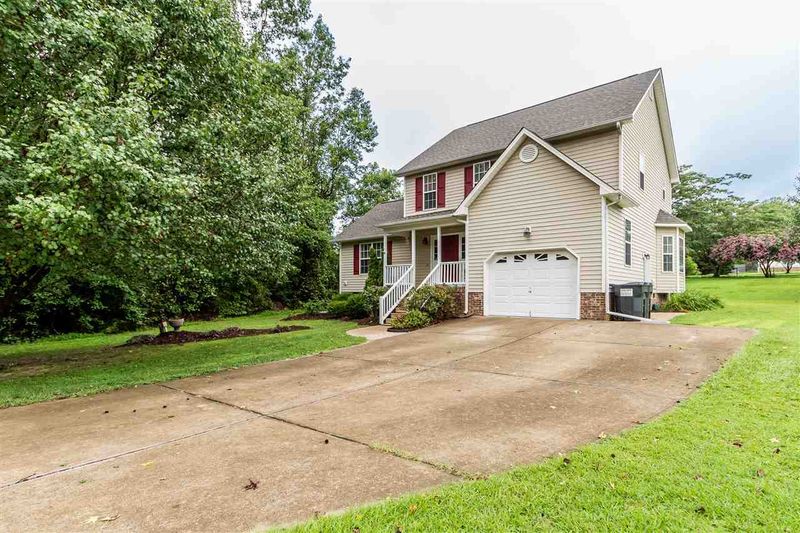 6913 Stevens Oaks Dr, Garner, NC 27529