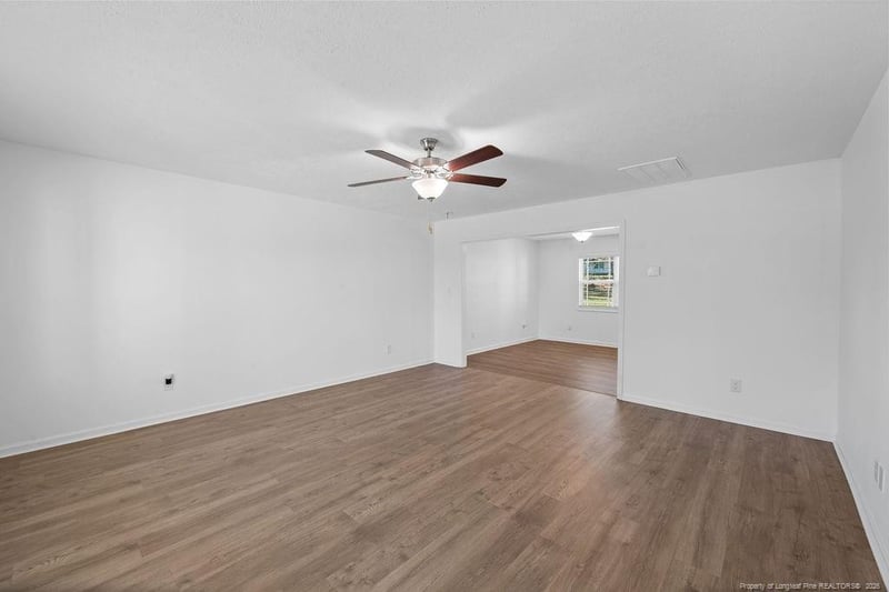 6915 Wickersham Rd, Fayetteville, NC 28314