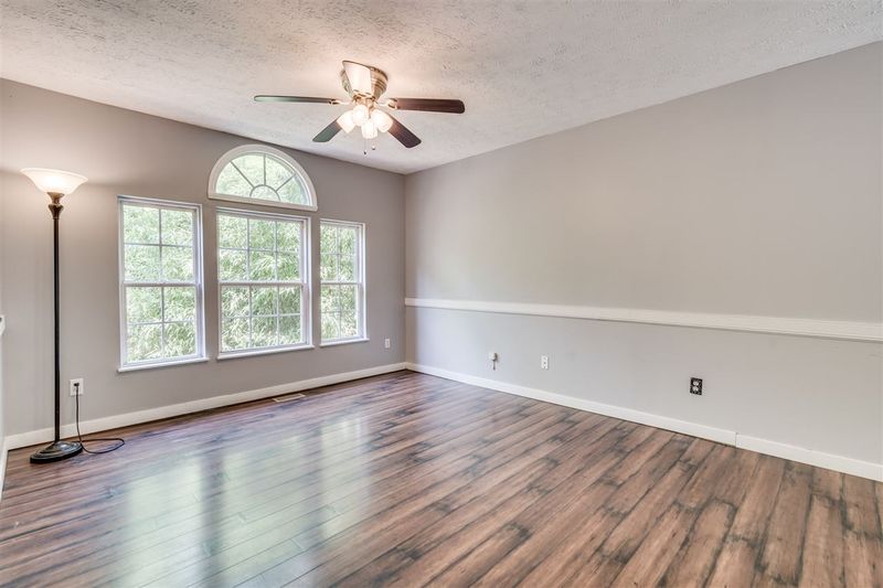 6916 Beaverwood Dr, Raleigh, NC 27616