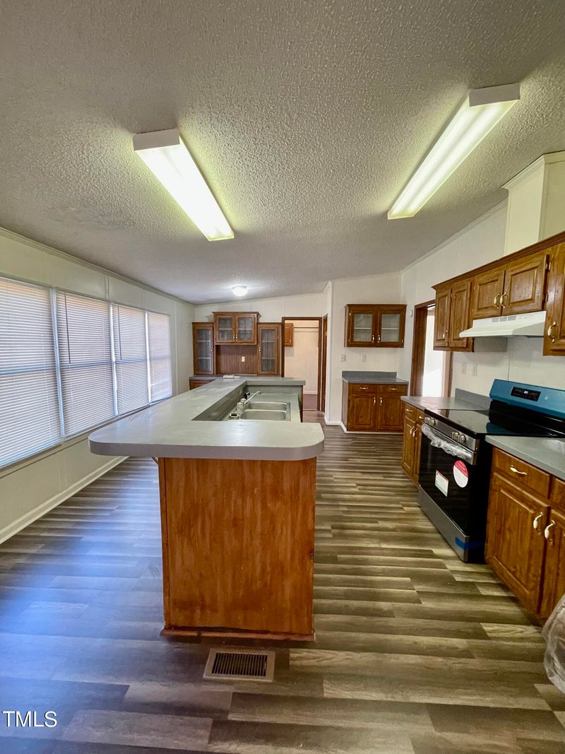 6916 Standing Timber Dr, Wendell, NC 27591