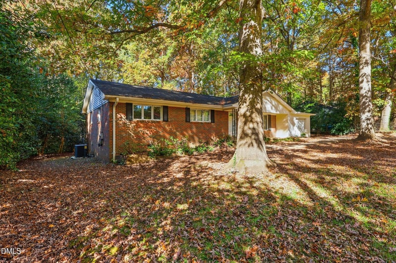 6917 Justice Dr, Raleigh, NC 27615