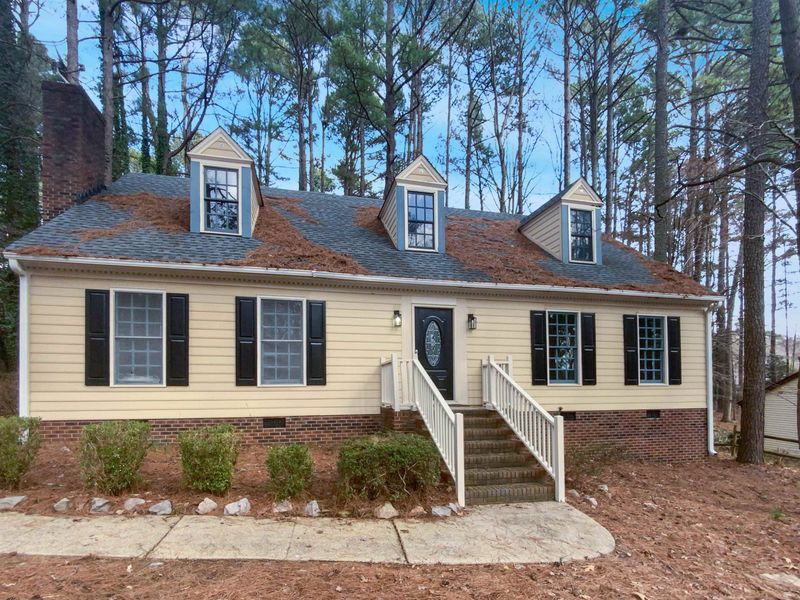 6920 Glendower Rd, Raleigh, NC 27613