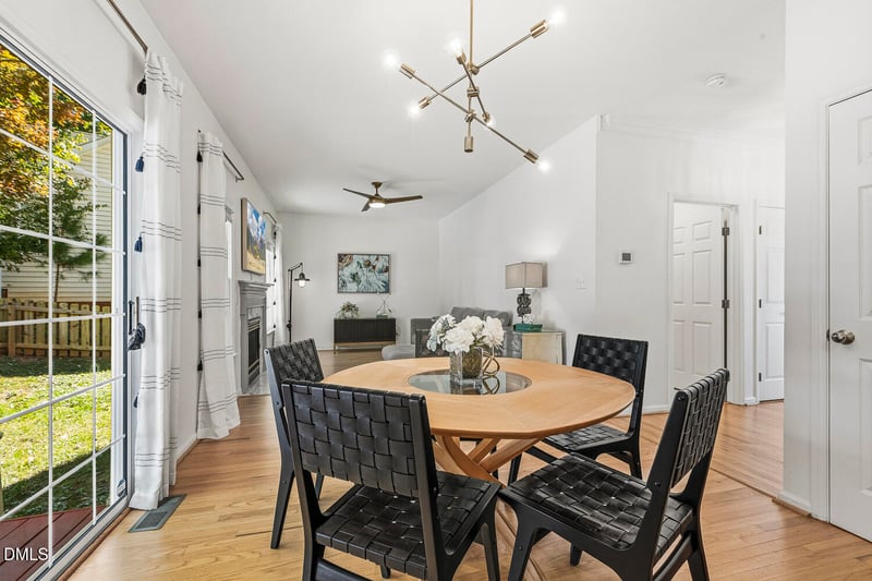 6920 Lamarsh Ct, Raleigh, NC 27617