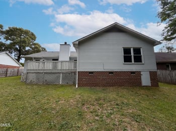 6921 Bone Creek Dr, Fayetteville, NC 28314